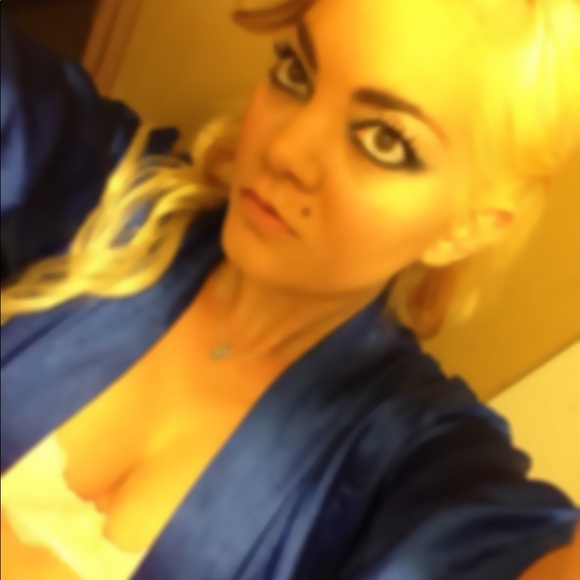 Meet your Posher, Rachel - Picture 5 of 8